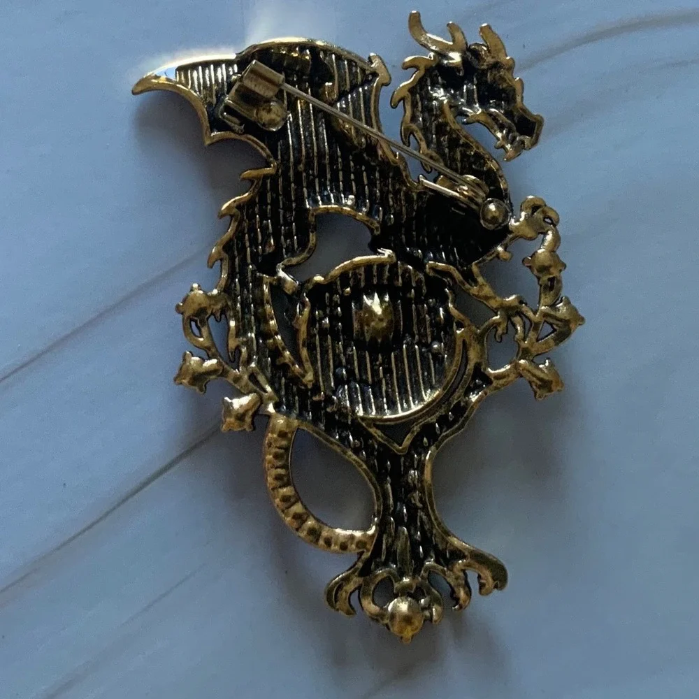 Patriotic American Flag Dragon Brooch Pin Vintage Gold Tone Rhinestone Enamel